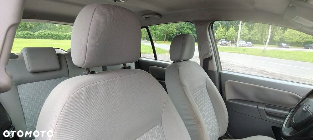 Ford Fusion 1.4 Fun X - 13