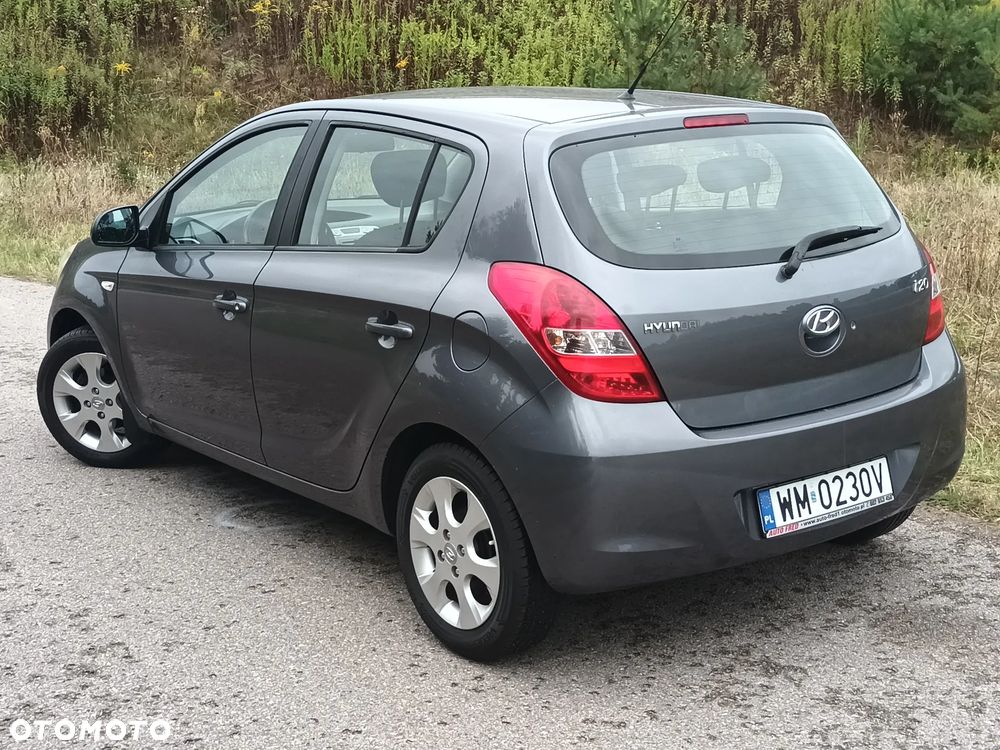 Hyundai i20 - 11