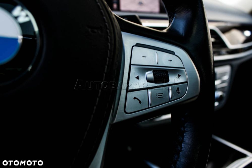 BMW Seria 7 730d xDrive - 23