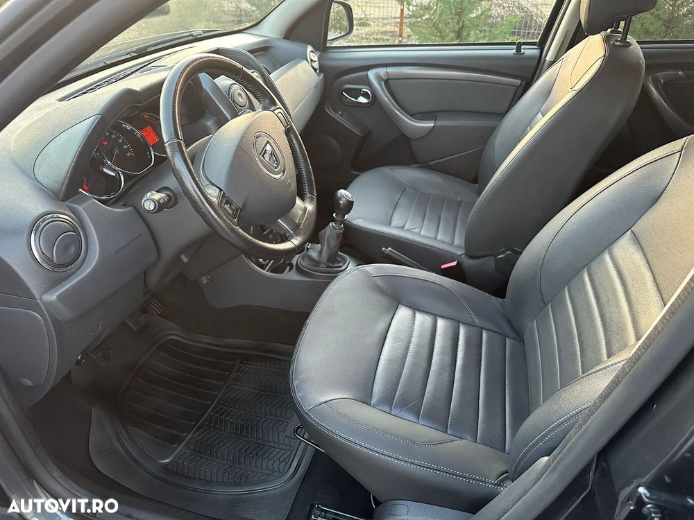 Dacia Duster dCi 110 FAP 4x4 Laureate - 11