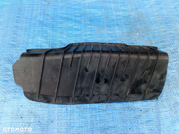 Audi A4 B9 A5 8W Osłona Wahacza Tył Lewa Na Wahacz 8W0505415E