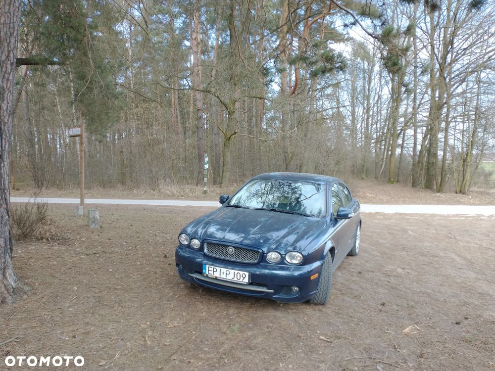 Jaguar X-Type 2.0 - 1