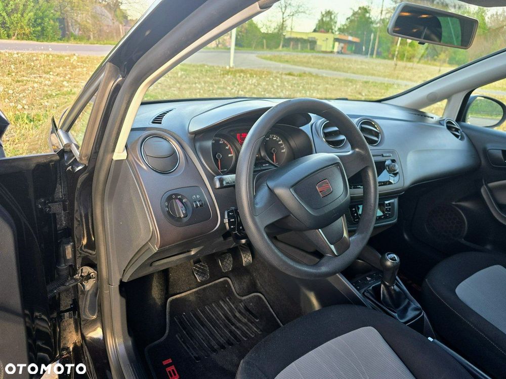 Seat Ibiza 1.4 16V Reference - 24