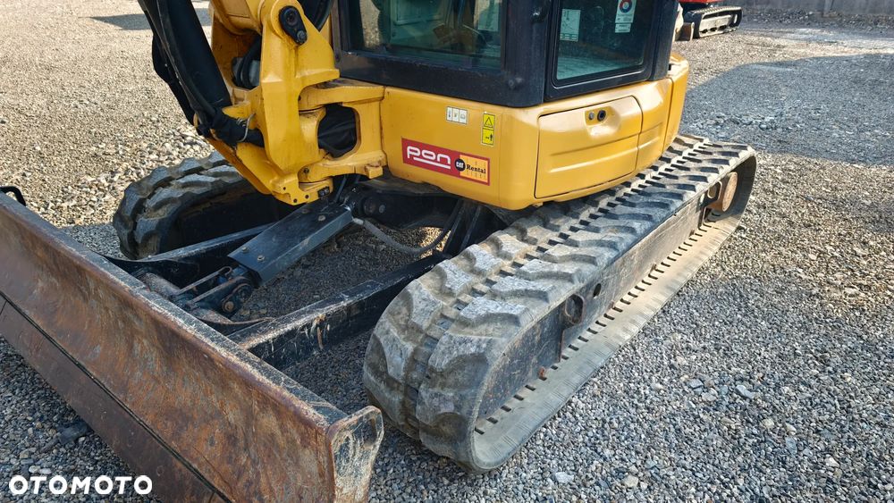 Caterpillar - 5