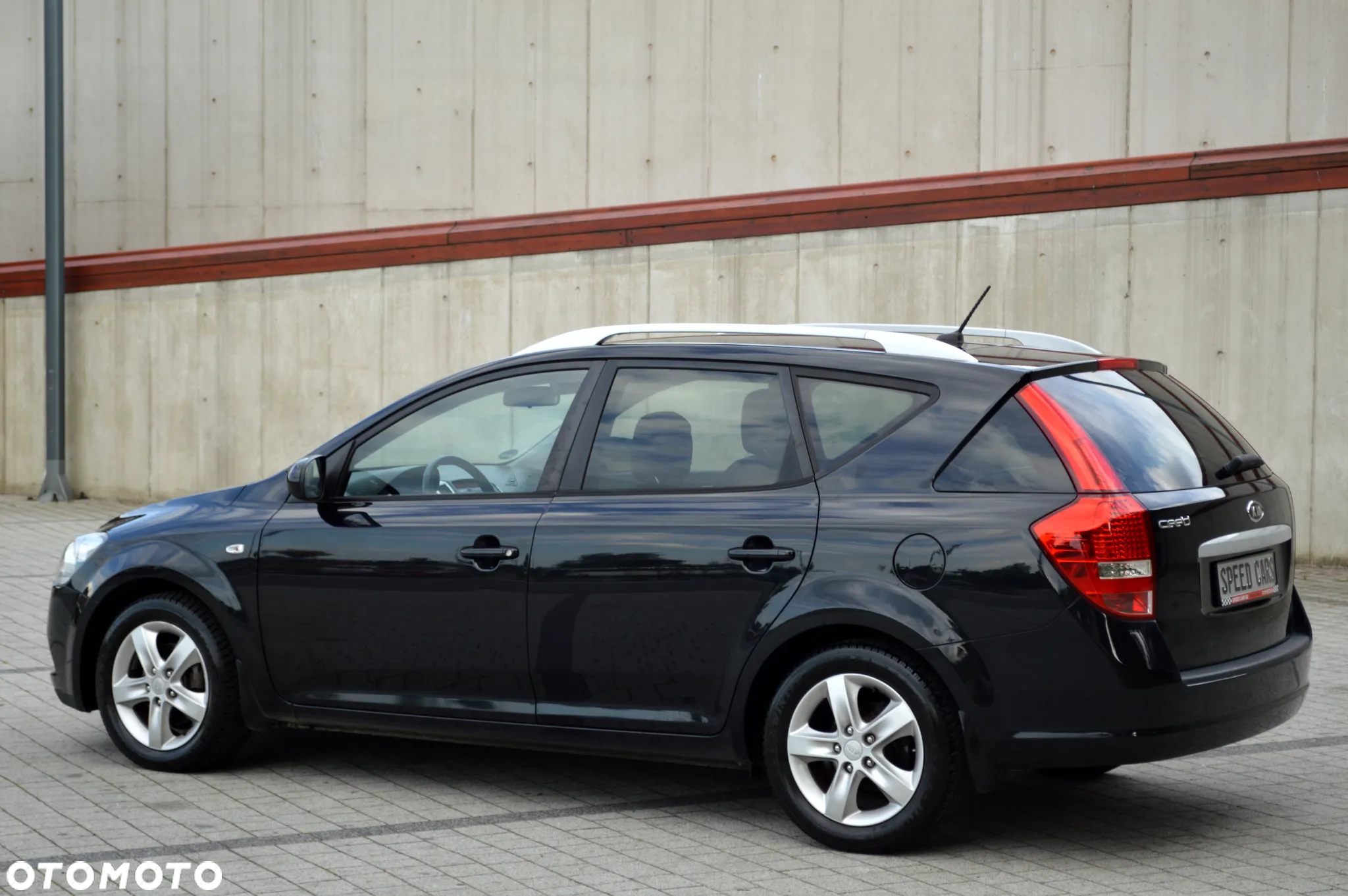 Kia Ceed - 6