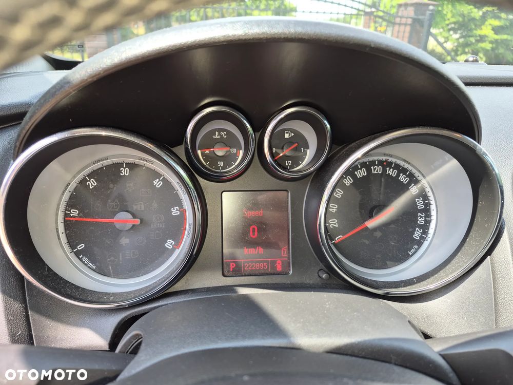 Opel Astra 2.0 CDTI DPF Automatik Cosmo - 9