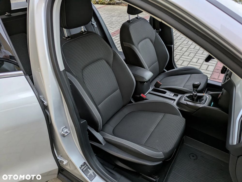Ford Focus 1.5 EcoBlue Start-Stopp-System COOL&CONNECT DESIGN - 25