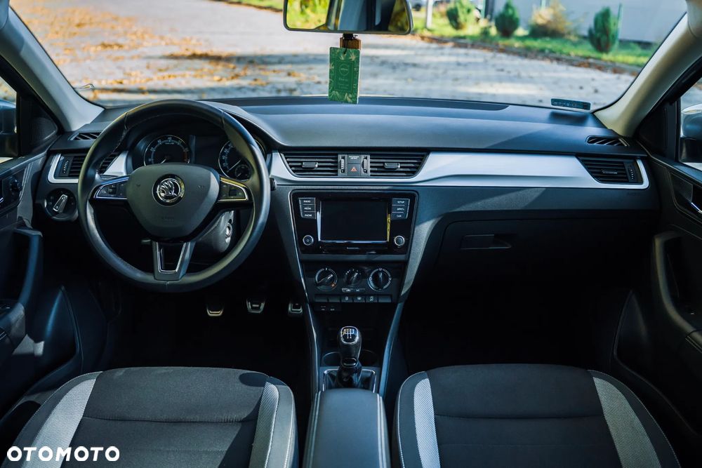 Skoda RAPID 1.0 TSI Ambition - 24