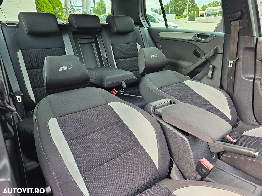 Volkswagen Golf - 12