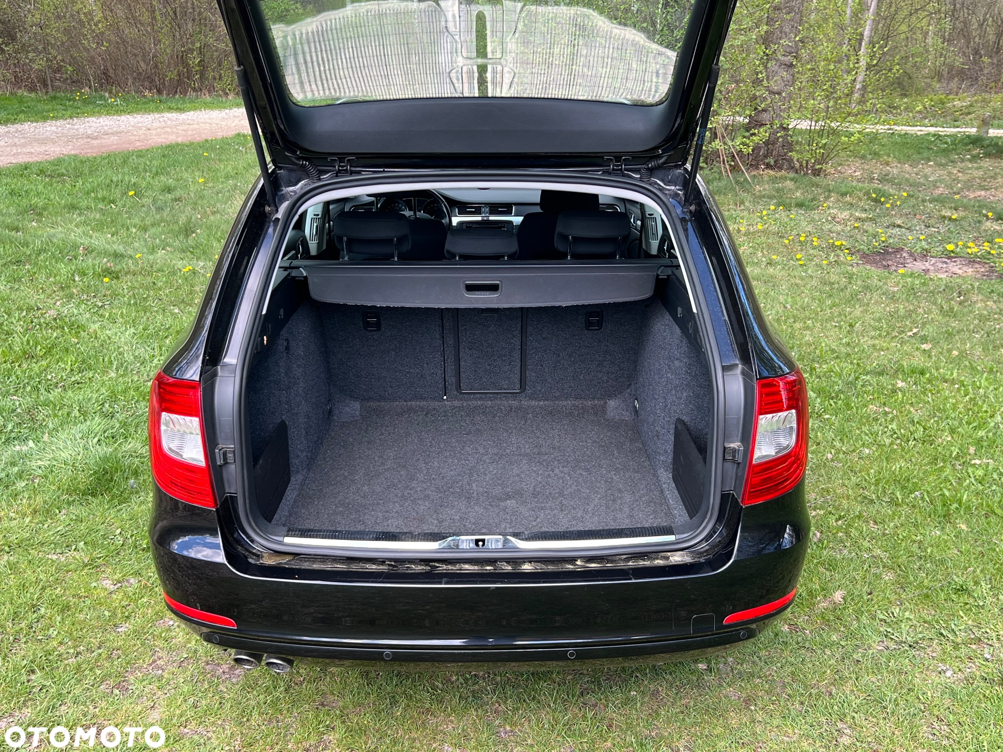 Skoda Superb 2.0 TDI Business - 29