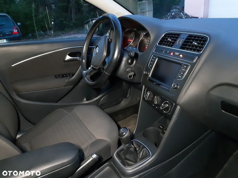 Volkswagen Polo - 19