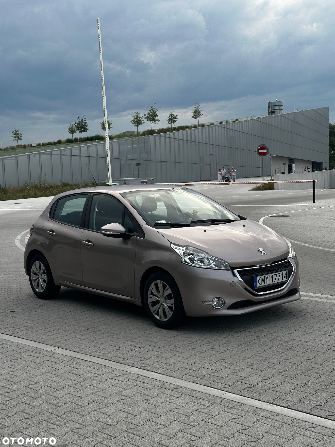 Peugeot 208 1.2 PureTech Active - 6