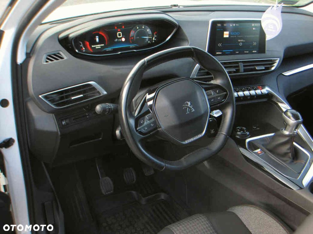 Peugeot 3008 1.5 BlueHDi Active S&S - 11