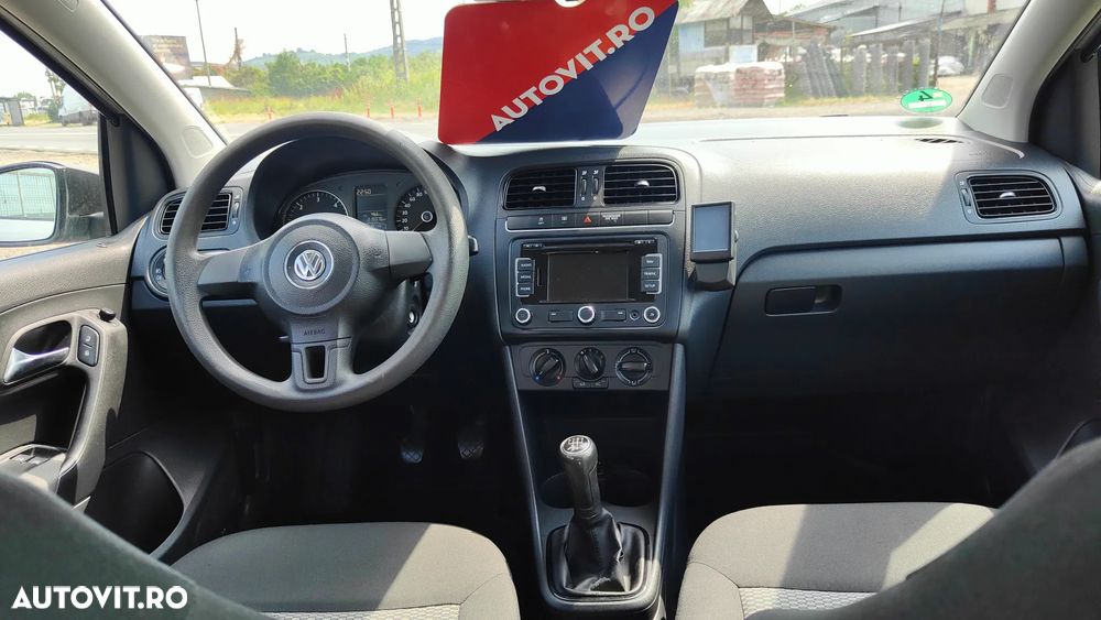 Volkswagen Polo - 9