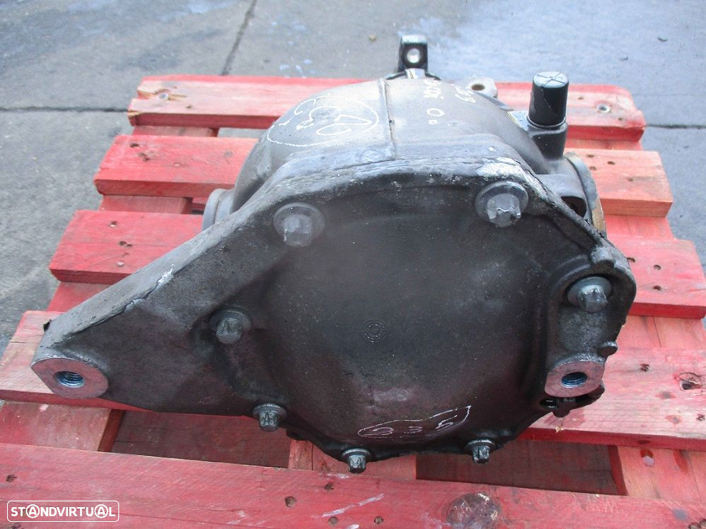 Diferencial 0165136   A2093510205 MERCEDES W203 2000 C220CDI 143CV 0P 2.65 - 2
