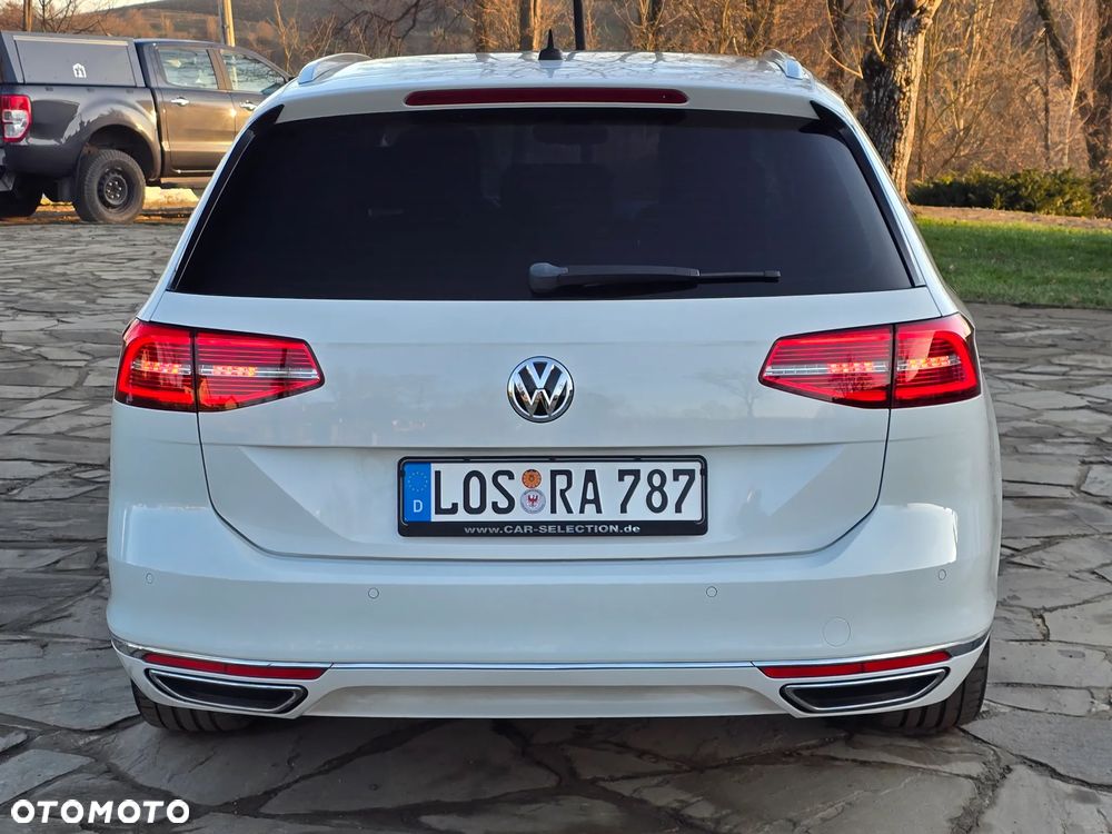 Volkswagen Passat 2.0 TDI Bi-Turbo BMT 4Mot Highline DSG - 9