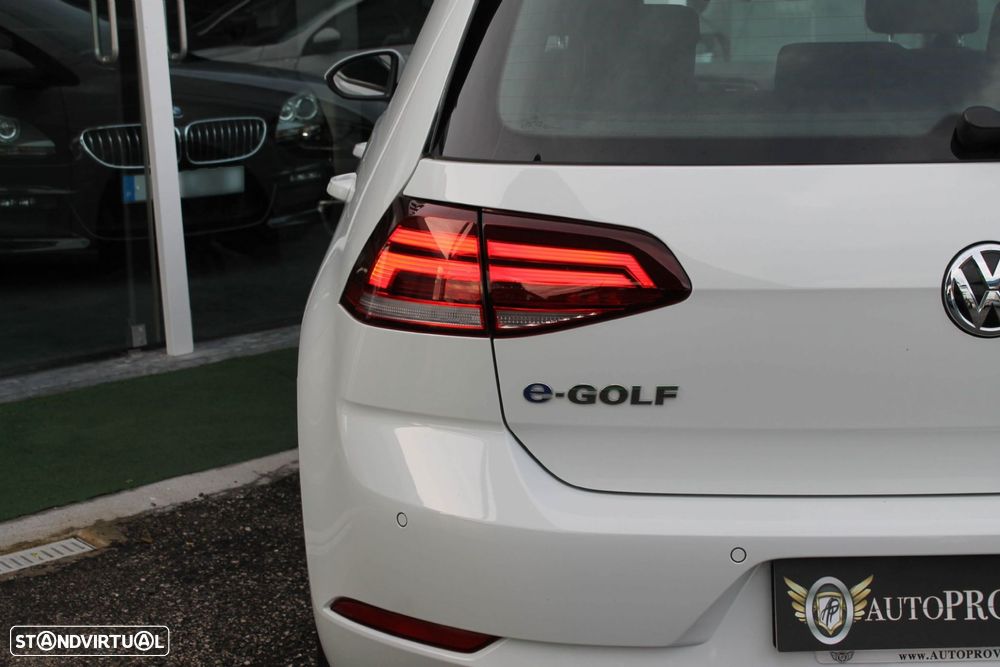 VW e-Golf AC/DC - 42