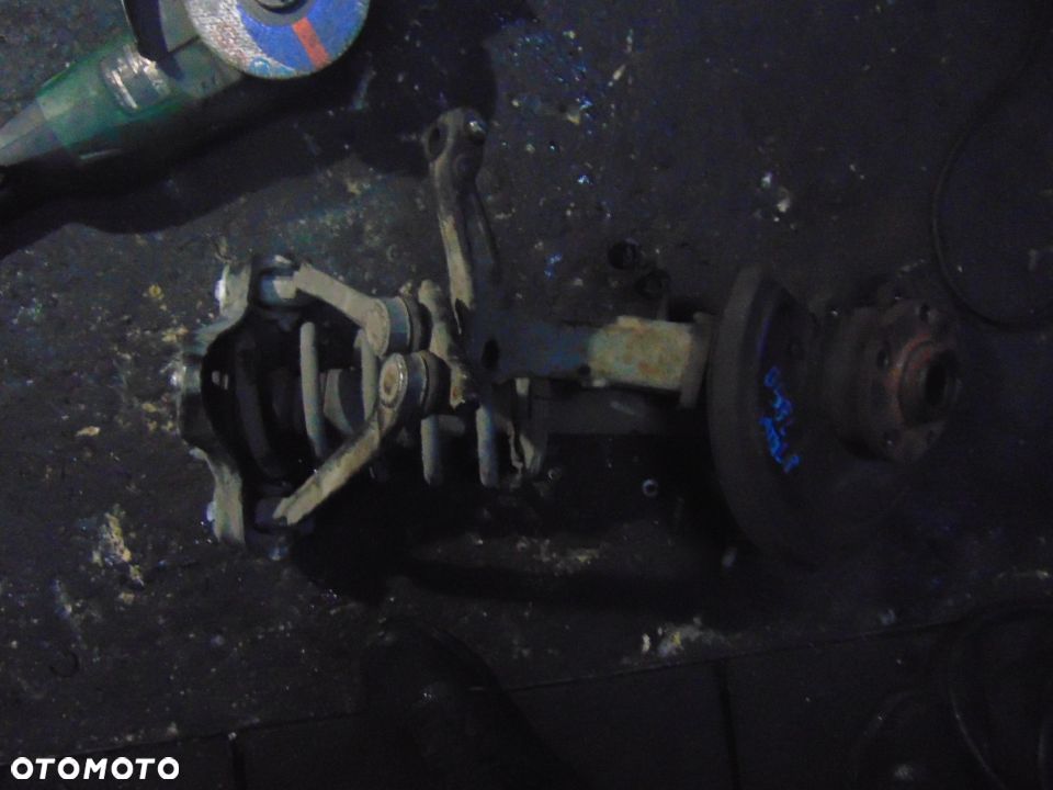 MC person VW passat b5 lift cena sztuka - 2