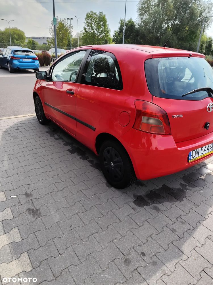 Toyota Yaris 1.0 Luna - 8