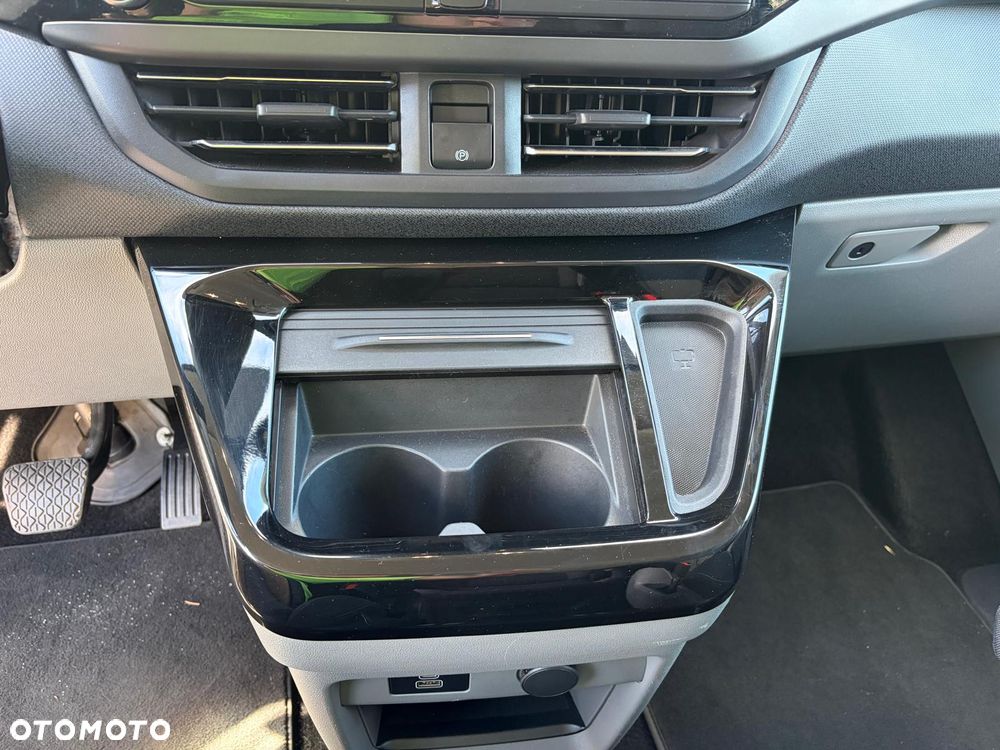 Ford Tourneo Custom 2.0 EcoBlue L1 Titanium SelectShift - 25