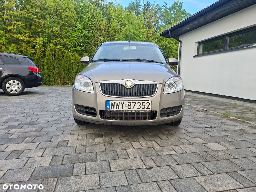 Skoda Roomster 1.4 16V PLUS EDITION - 8