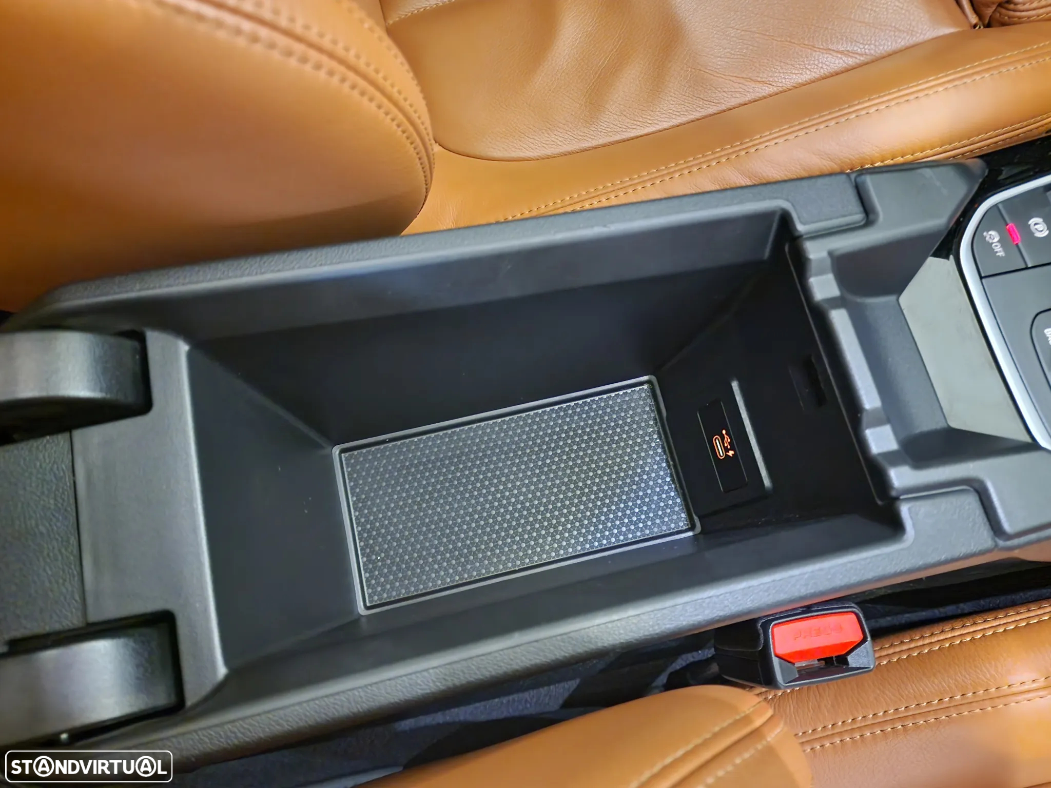 BMW 116 d Line Luxury - 41