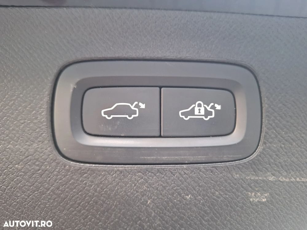 Volvo XC 90 B5 MHEV AWD 7 locuri Ultimate Bright - 28