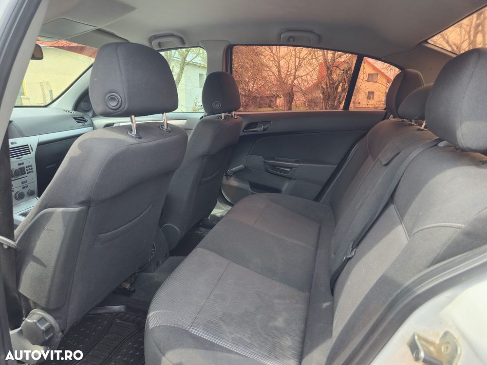 Opel Astra - 22
