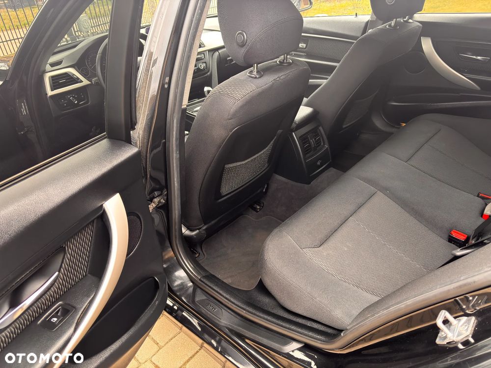 BMW Seria 3 320d Efficient Dynamics Edition - 11