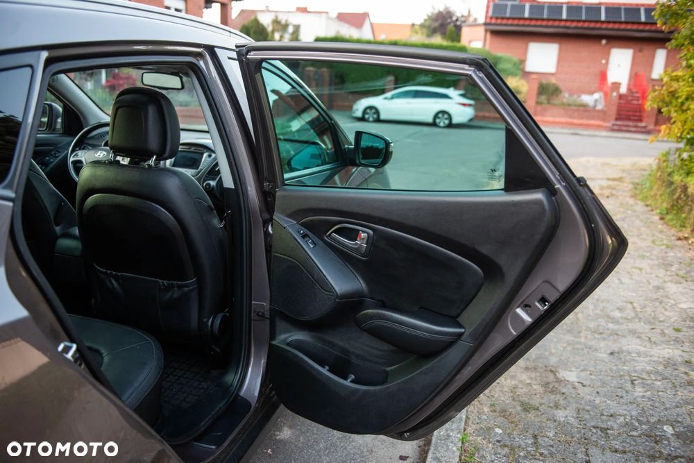 Hyundai ix35 1.6 GDI Premium 2WD - 24