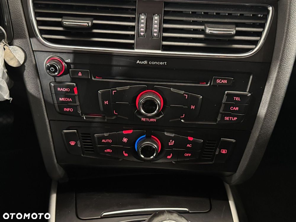 Audi A4 Avant 2.0 TDI - 16