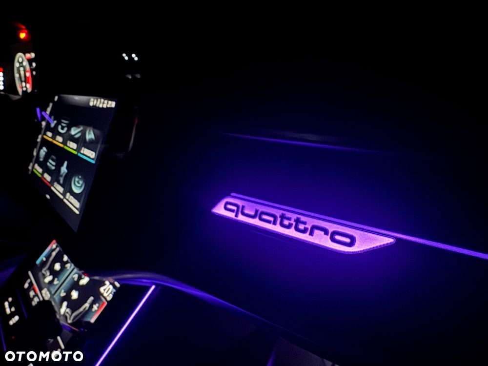 Audi A6 Avant 40 TDI quattro S tronic - 29