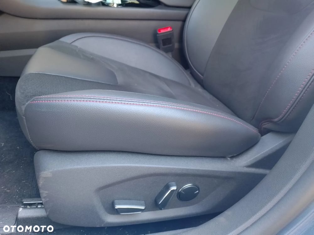 Ford Mondeo - 10