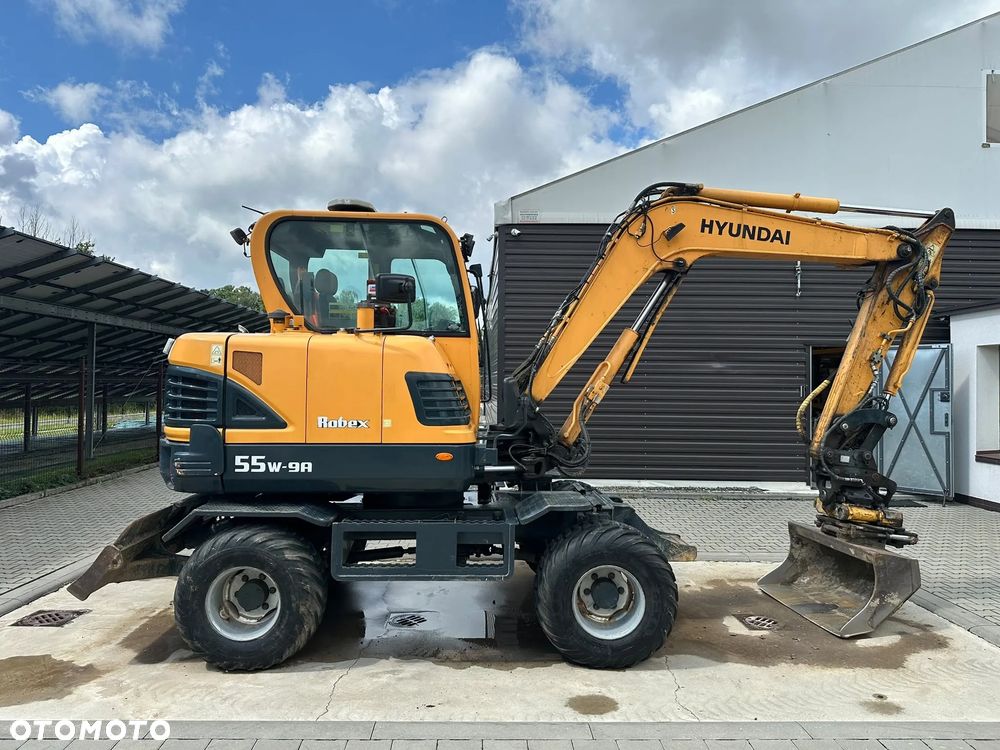 Hyundai Robex 55W-9A - 5