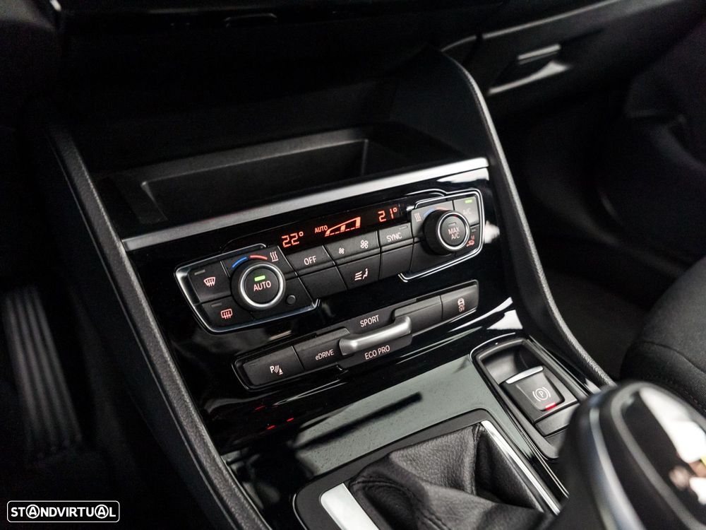 BMW 225xe Active Tourer Advantage - 24