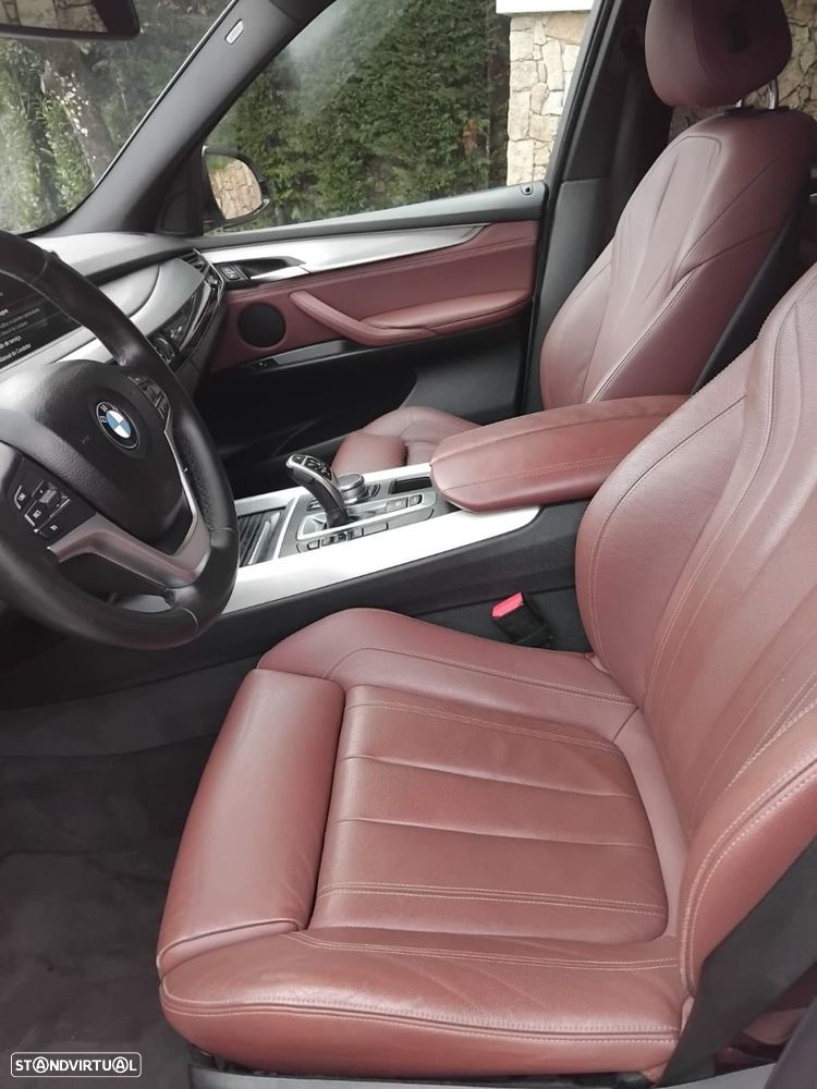 BMW X5 25 d sDrive Comfort 7L - 8