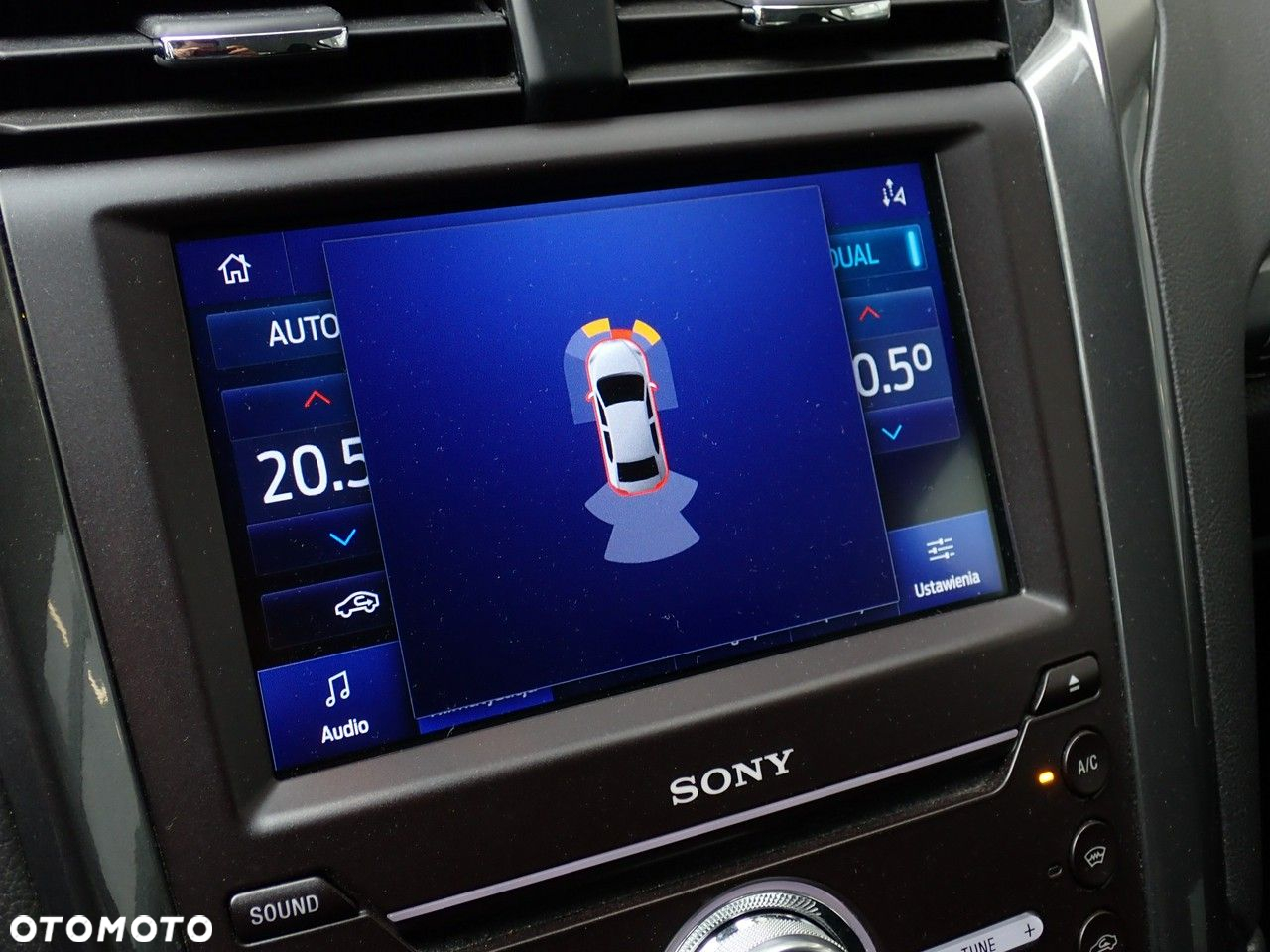 Ford Mondeo - 36