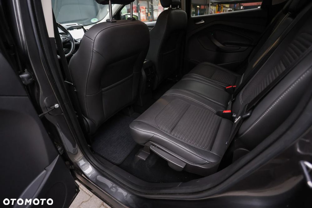 Ford Kuga 2.0 TDCi 4x4 Titanium - 15