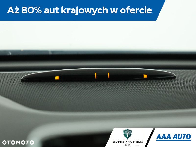 Mercedes-Benz CLA - 10