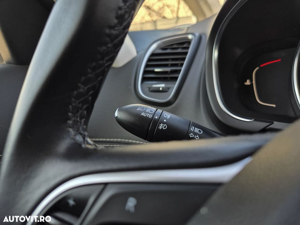 Renault Grand Scenic TCe 160 GPF EDC BLACK EDITION - 18