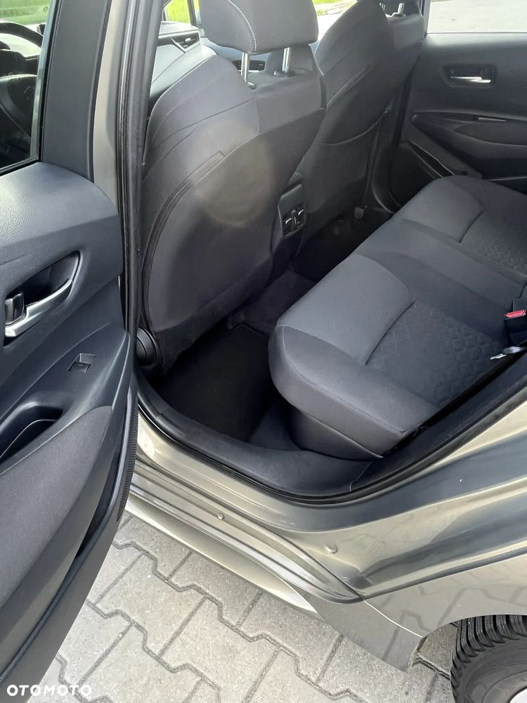 Suzuki Swace 1.8 Hybrid Premium Plus CVT - 13