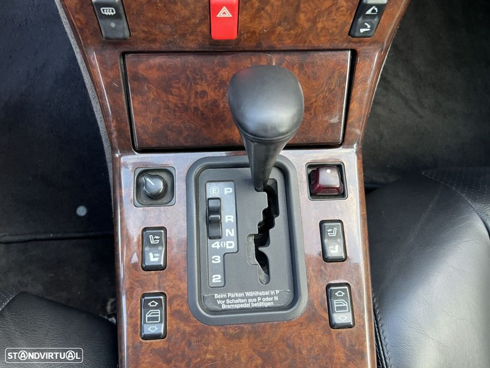 Mercedes-Benz SL 280 - 27
