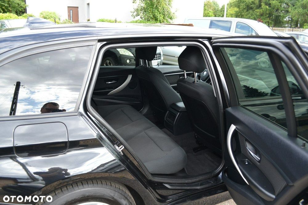 BMW Seria 3 - 14