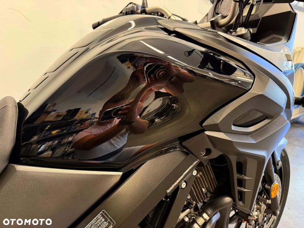 Suzuki V-STROM - 31