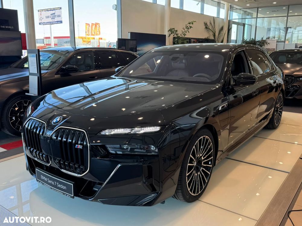 BMW M7 M760e xDrive AT PHEV - 1