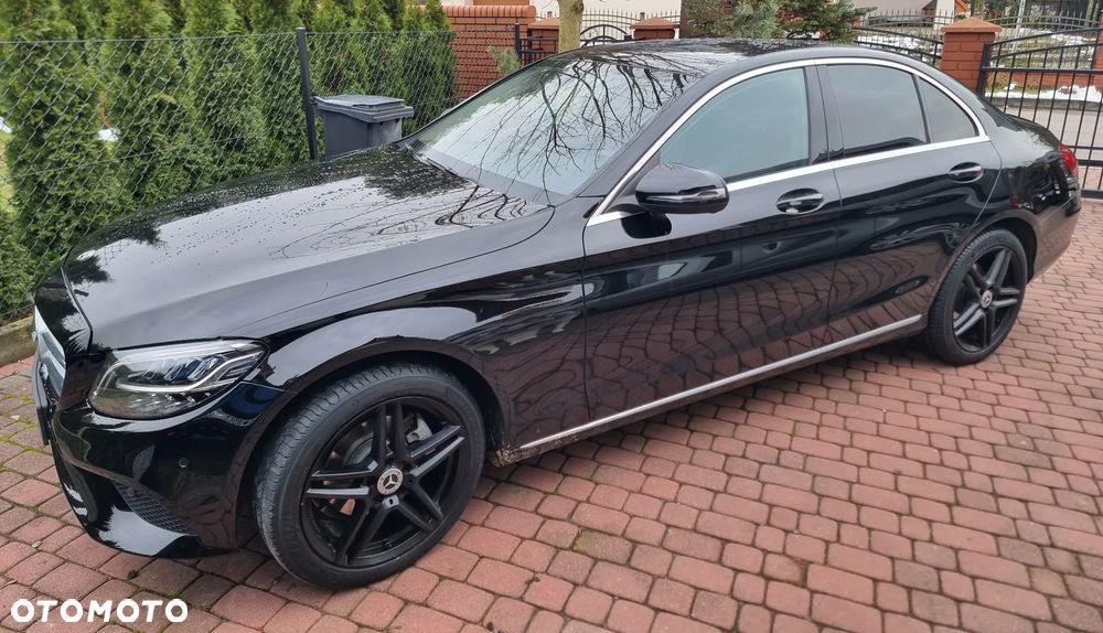 Mercedes-Benz Klasa C 220 d 9G-TRONIC - 19