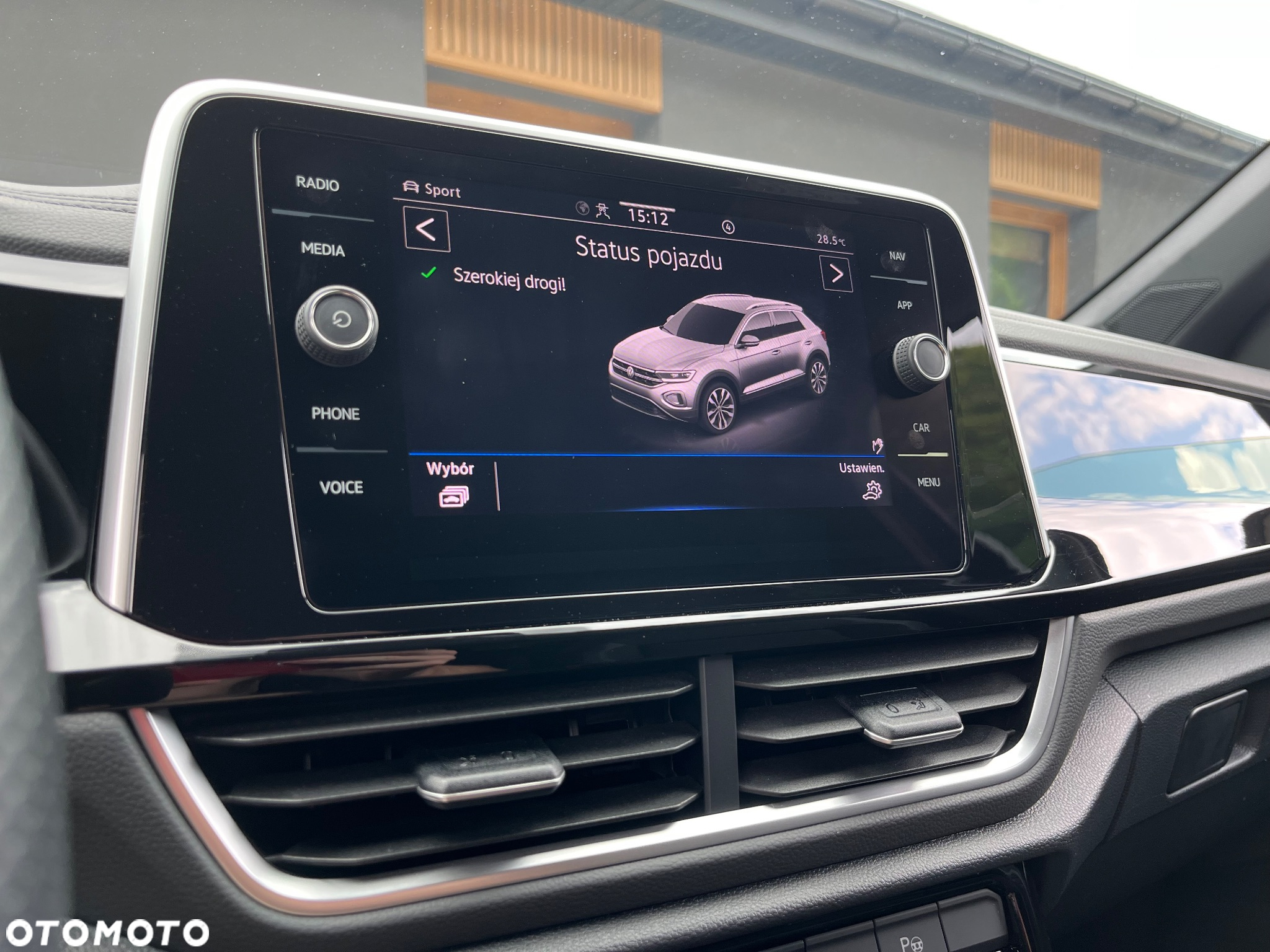 Volkswagen T-Roc 1.5 TSI R-Line DSG - 35
