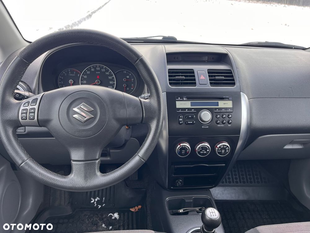 Suzuki SX4 1.6 VVT 4x4 Comfort - 11