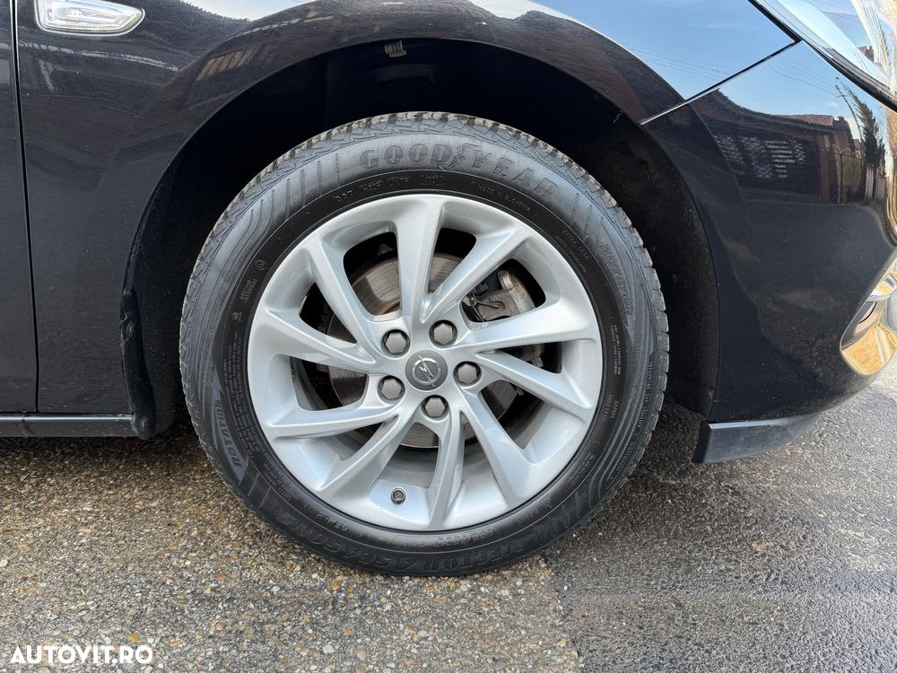 Opel Astra 1.2 Turbo Edition - 25