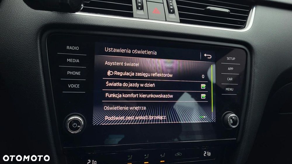 Skoda Octavia 2.0 TSI GPF Ambition DSG - 26